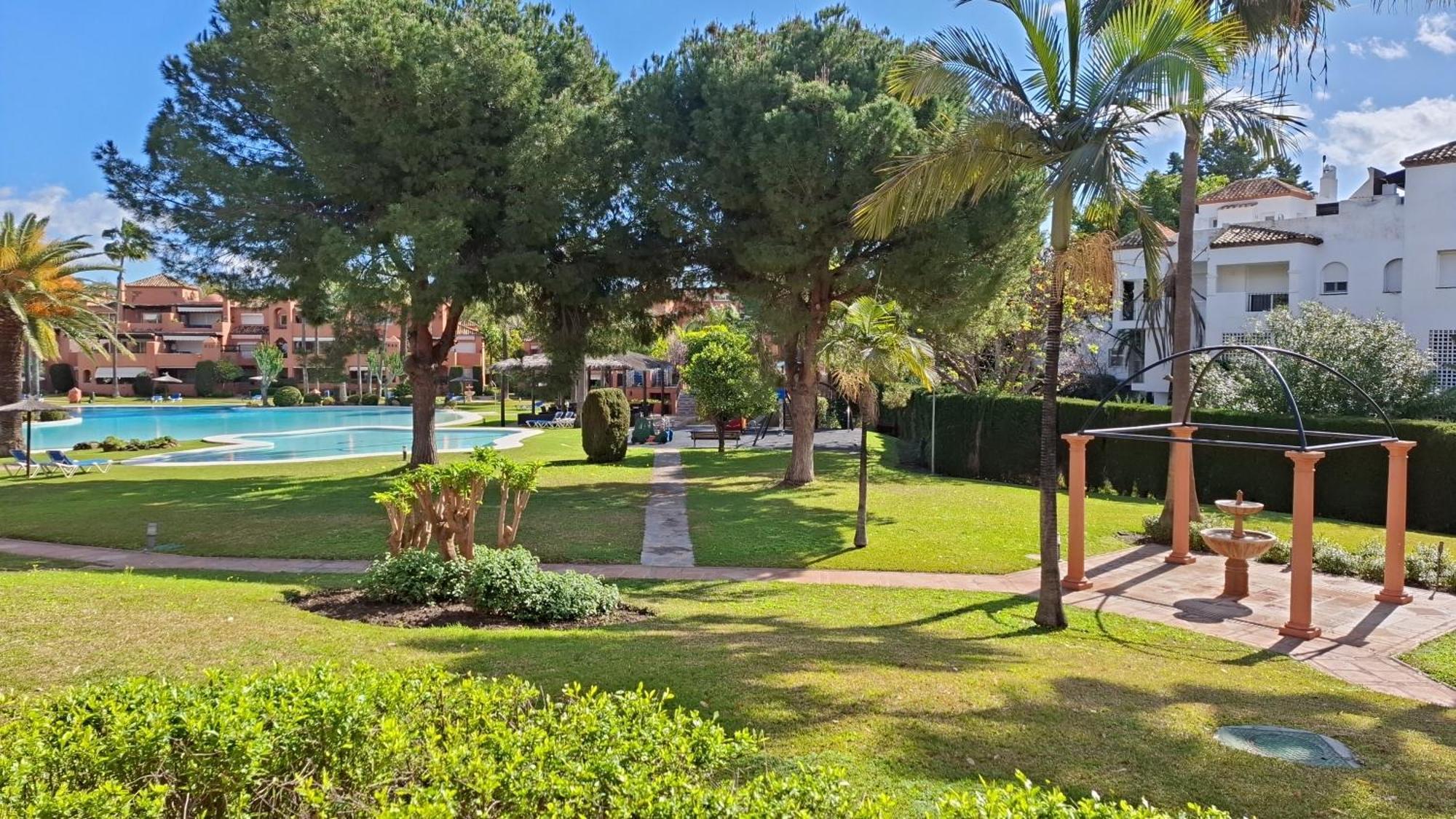 Alhambra Del Golf - Guadalmina Daire Estepona Dış mekan fotoğraf